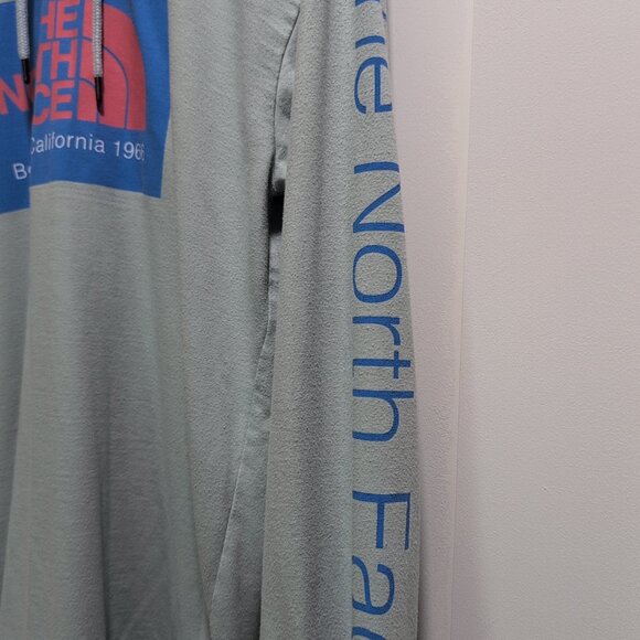 Men's North Face Hooded Lightweight Pullover - Picture 6 of 8